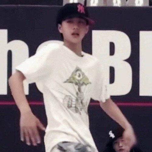 娱乐圈吃瓜王一博,娱乐圈吃瓜界的“瓜王”传奇